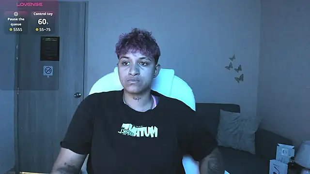 Dominick jones online show from September 25, 4:05 am