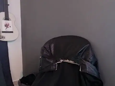 Snapshot of Antonello_Vannucci chatting on January 14, 4:45 pm Antonello Vannucci online show from January 14, 4:45 pm