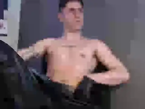 Snapshot of Antonello_Vannucci chatting on February 4, 3:40 pm Antonello Vannucci online show from February 4, 3:40 pm