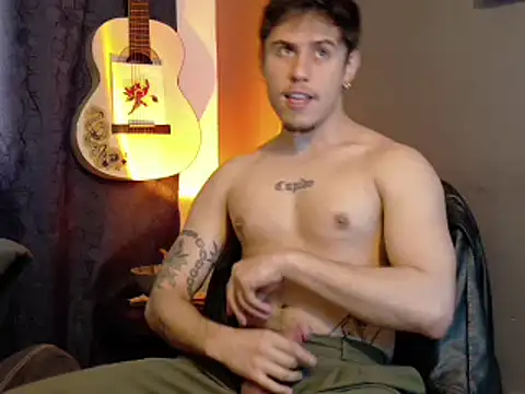 Snapshot of Antonello_Vannucci chatting on March 6, 2:13 pm Antonello Vannucci online show from March 6, 2:13 pm