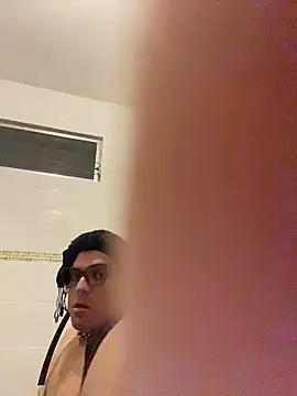 NikkelSofia online show from March 29, 8:36 am