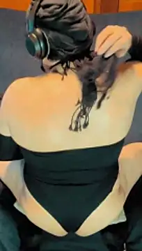 NikkelSofia online show from April 23, 5:52 am