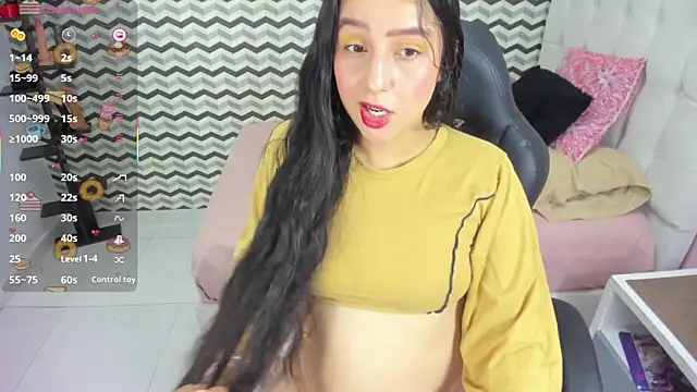 Snapshot of ARYAMORGAN1 chatting on October 15, 3:06 am ARYAMORGAN1 online show from October 15, 3:06 am