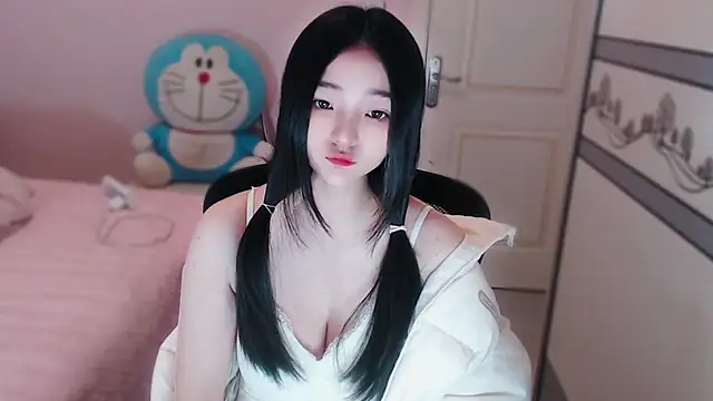 xiao-xiao-D online show from November 4, 6:01 am