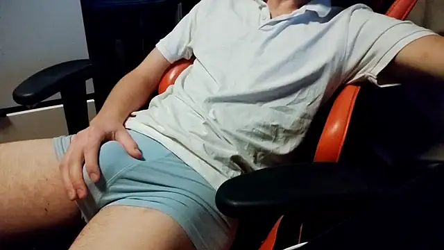 Snapshot of fynn_twink chatting on January 22, 5:49 pm fynn twink online show from January 22, 5:49 pm