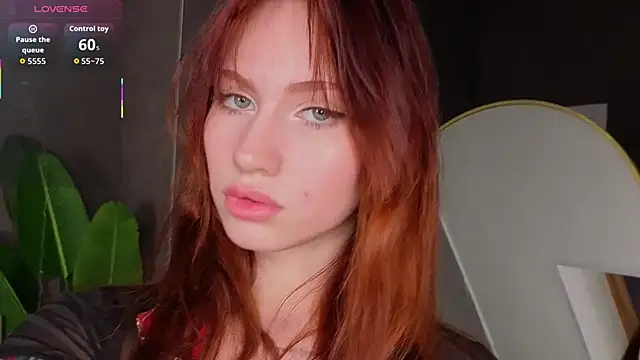 Snapshot of Mollly_Rouge chatting on March 27, 12:38 am Mollly Rouge online show from March 27, 12:38 am