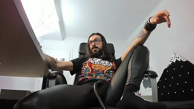 AxelColton online show from January 3, 9:58 am
