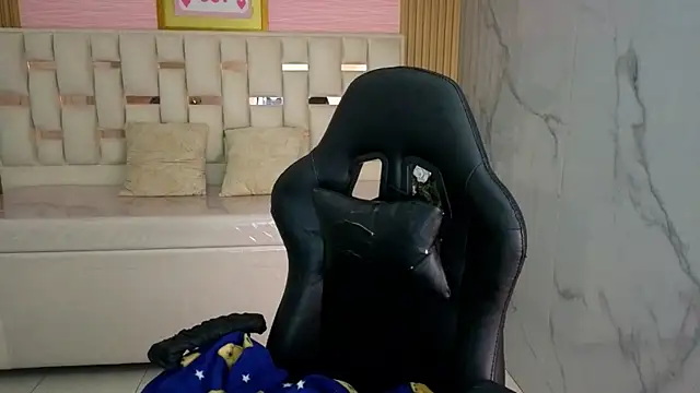 Snapshot of honey_torres_sub chatting on July 9, 1:15 pm honey torres sub online show from July 9, 1:15 pm