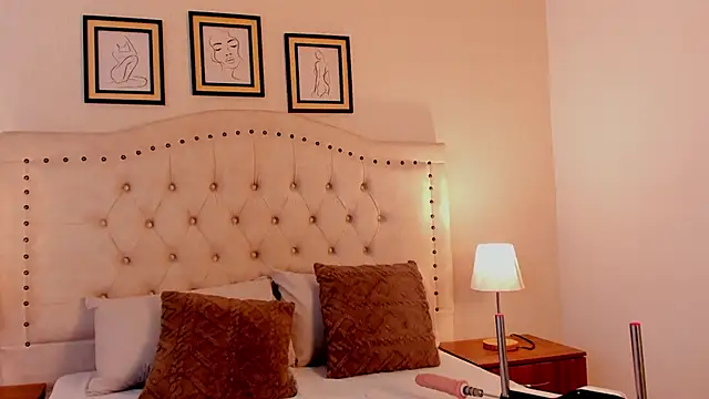 ashly  ms online show from October 2, 6:59 pm