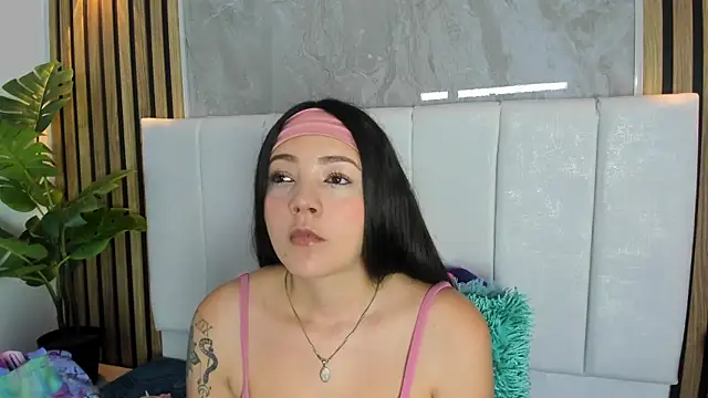 Snapshot of Samantha_Good chatting on June 2, 11:45 am Samantha Good online show from June 2, 11:45 am