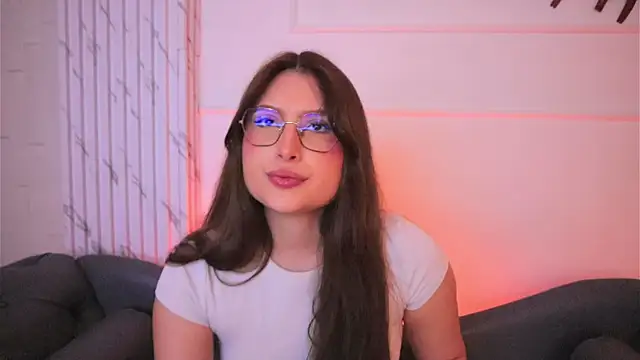 Daisha Riley online show from December 19, 3:57 am