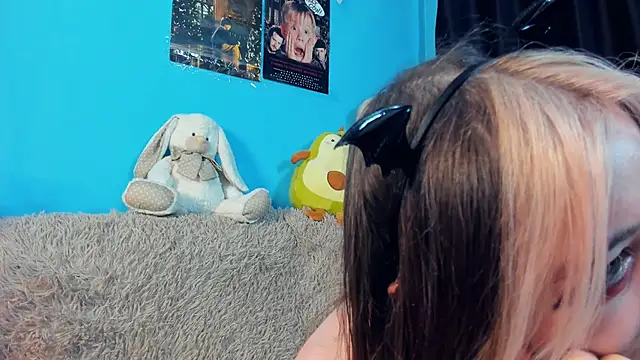  Mindy  online show from January 30, 7:39 am