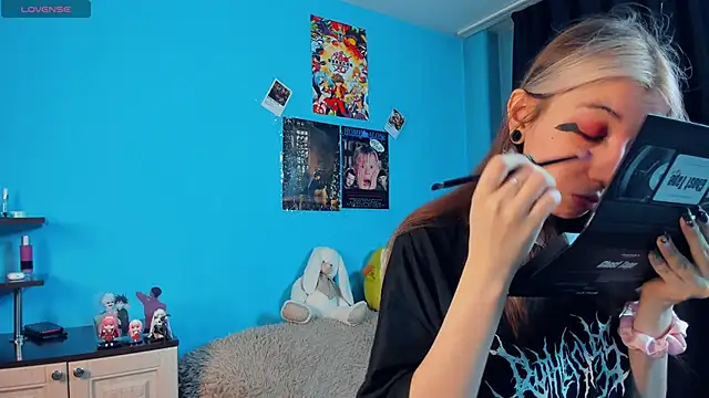  Mindy  online show from February 18, 3:21 am