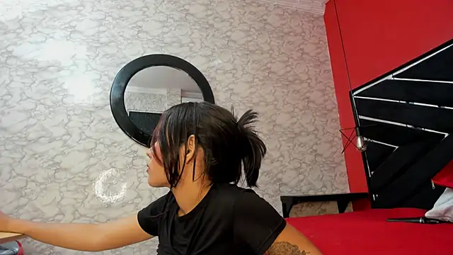 SEXY HOTTIE   online show from January 20, 3:50 pm