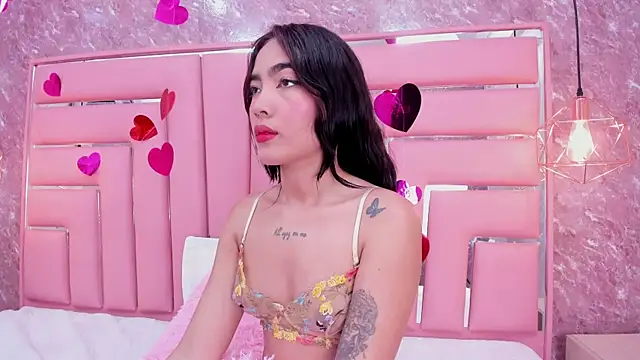 SEXY HOTTIE   online show from March 1, 4:00 pm