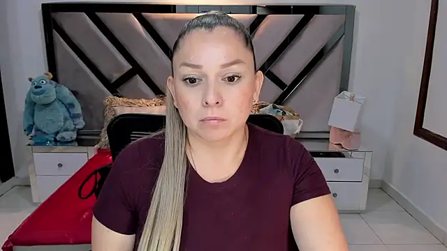 natalia5560 online show from September 16, 12:39 pm