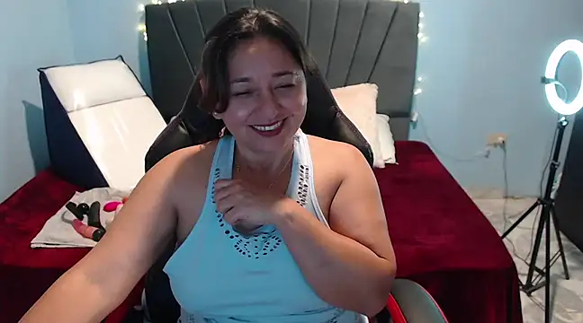 AngelRouss online show from February 10, 1:55 pm