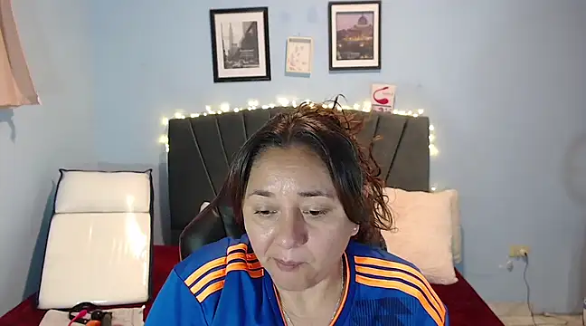 AngelRouss online show from February 12, 2:10 pm