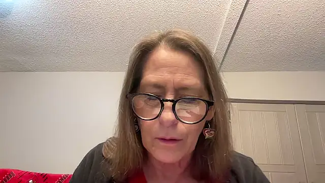 Keywest Kate online show from January 1, 4:50 pm