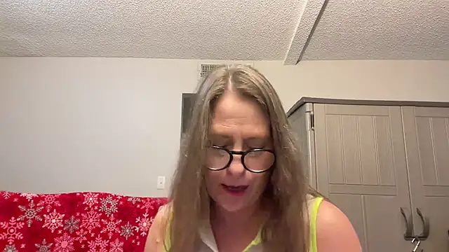 Keywest Kate online show from January 3, 9:47 pm