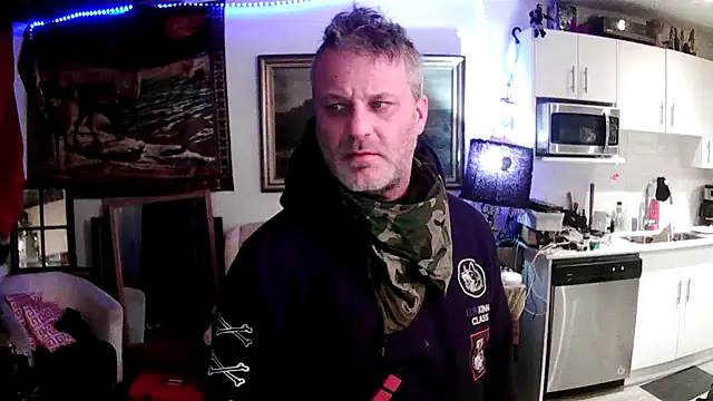 SilverandFox online show from January 27, 6:19 am