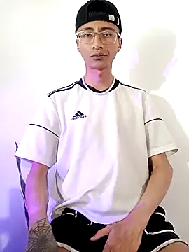 codysmith online show from February 28, 2:09 am