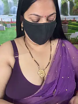 FlatVincy4 online show from October 31, 3:51 am