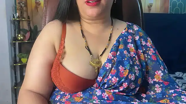 FlatVincy4 online show from April 19, 10:03 am