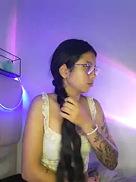 Rosita forever  online show from March 5, 7:05 am