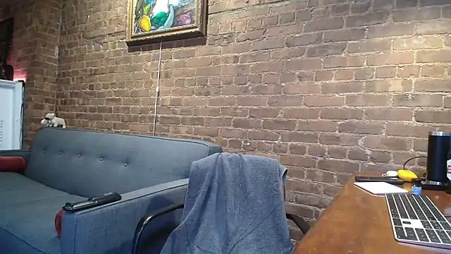 Johnny Bottoms online show from July 9, 11:53 pm
