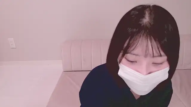 UYU man online show from February 2, 3:07 pm