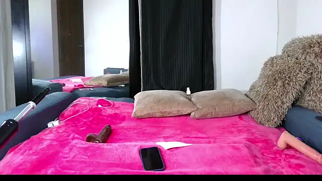 Carla-Bonny18 online show from March 8, 11:08 pm