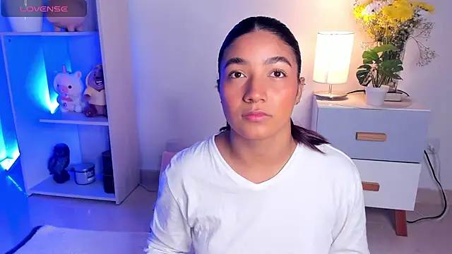 martina roldam online show from January 24, 1:03 am