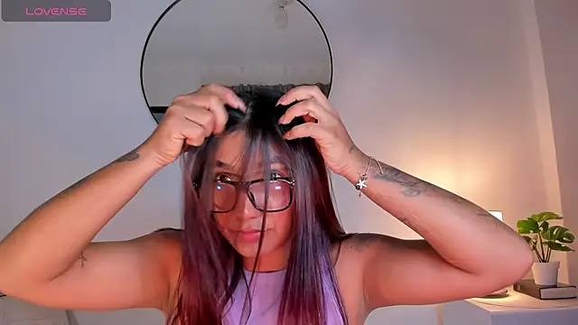 martina roldam online show from February 25, 8:36 am