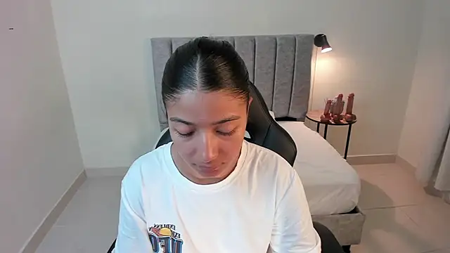 martina roldam online show from October 22, 2:23 am