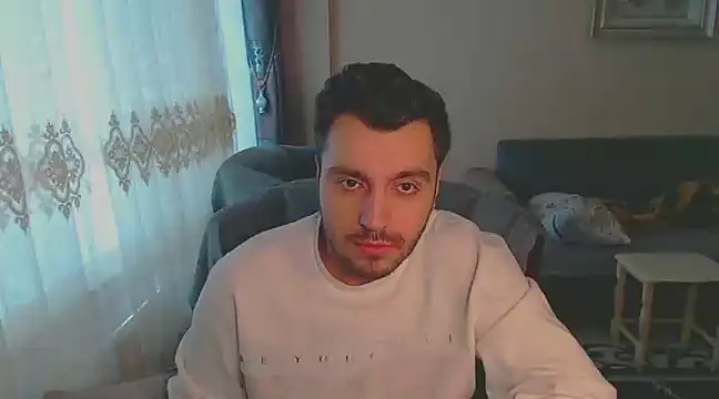 handsomeee04 online show from February 5, 11:55 am