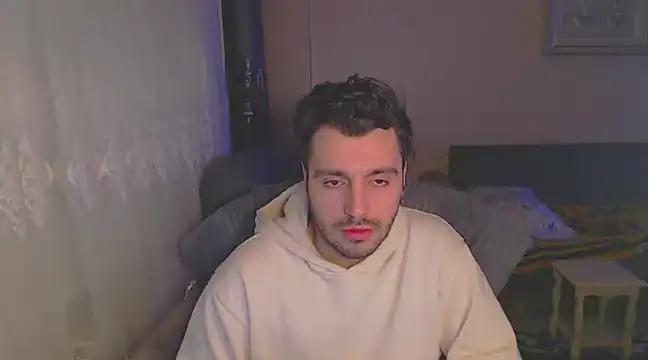 handsomeee04 online show from February 11, 10:07 pm