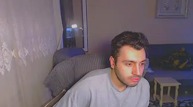 handsomeee04 online show from February 16, 4:31 am