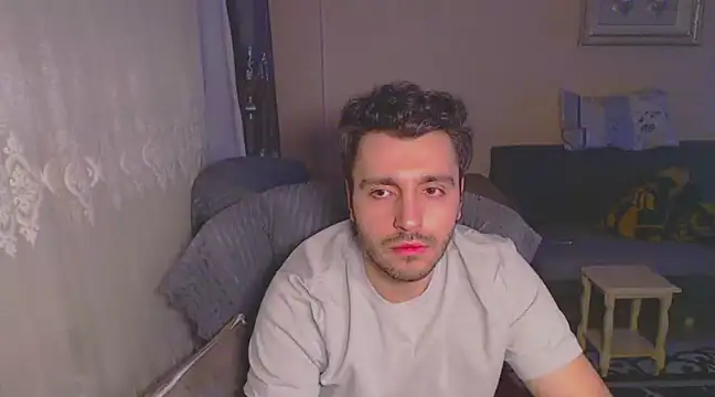 handsomeee04 online show from February 17, 3:25 am