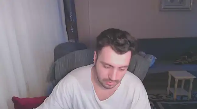 handsomeee04 online show from March 9, 9:14 pm