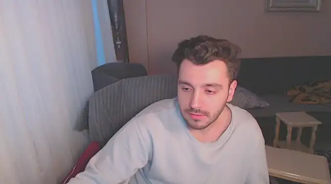 handsomeee04 online show from March 11, 4:21 am