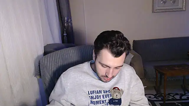 handsomeee04 online show from October 13, 2:33 am