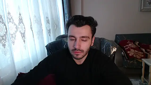 handsomeee04 online show from February 5, 2:00 pm