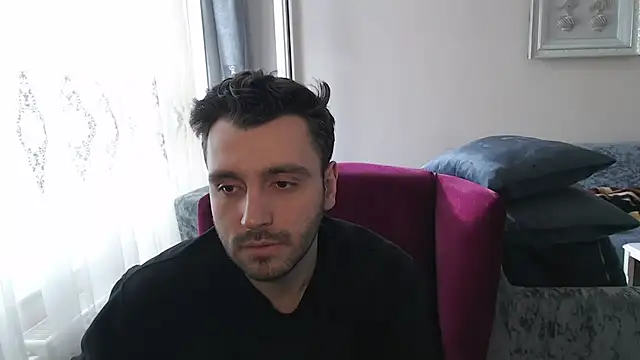 handsomeee04 online show from February 25, 1:32 pm