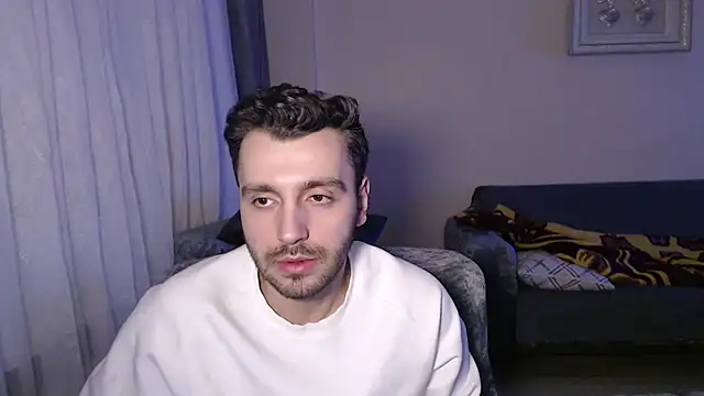 handsomeee04 online show from February 28, 3:40 am