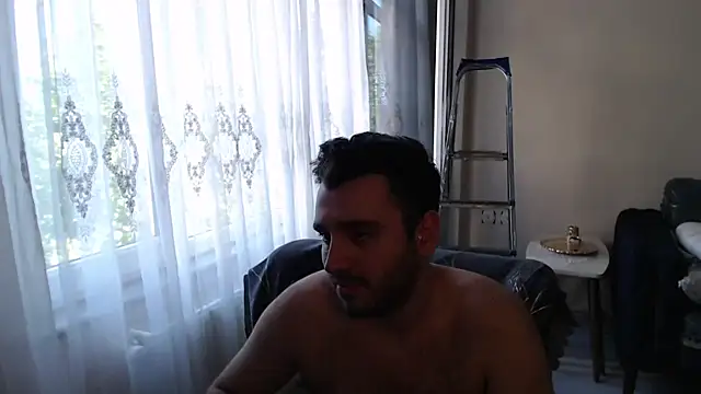 handsomeee04 online show from July 15, 3:39 pm