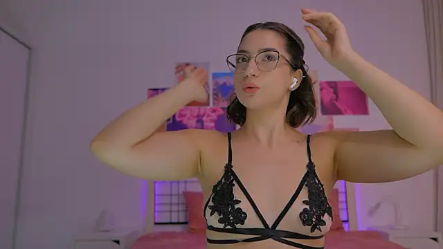 Naalani online show from December 26, 7:03 am