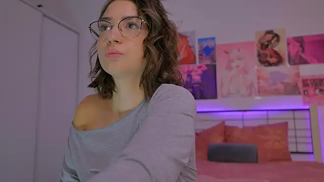 Naalani online show from December 27, 6:57 am