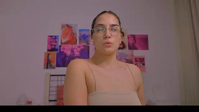 Naalani online show from February 27, 1:07 pm