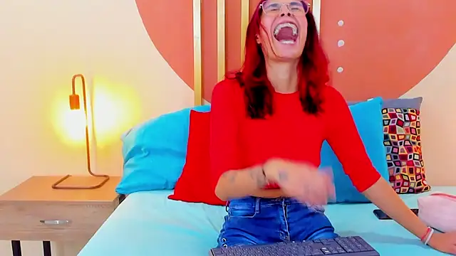 Nicole Angels  online show from December 28, 1:49 pm